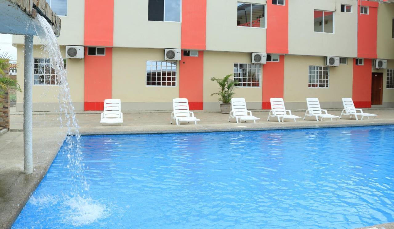 Hotel Pikeiro Blue Manta Exteriör bild